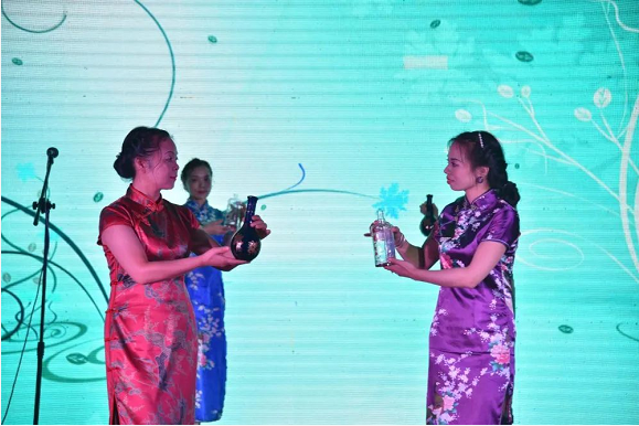 瀘州觀宇玻璃.png 瀘州觀宇玻璃.png