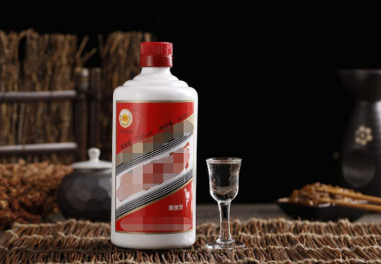 為什么茅臺酒玻璃瓶是乳白色的，而不是透明的？大多數(shù)人都不知道